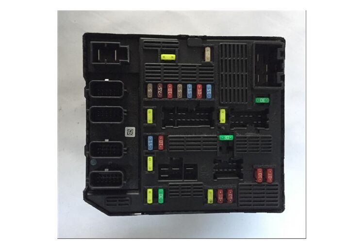 SİGORTA KUTUSU MEGANE III FLUENCE