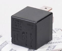 ROLE SİYAH 4 AYAK 12V 50A DOBLO FİORİNO LİNEA PALİO BRAVO BRAVA 500L STİLO SİENA