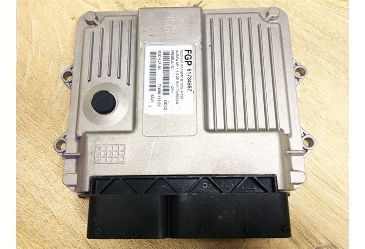 ENJEKSİYON KONTROL ÜNİTESİ  (BEYİN )FİAT PALİO ALBEA 1.3