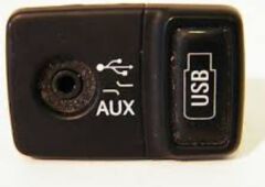 USB VE AUX GİRİŞ GÖVDESİ OPEL COMBO