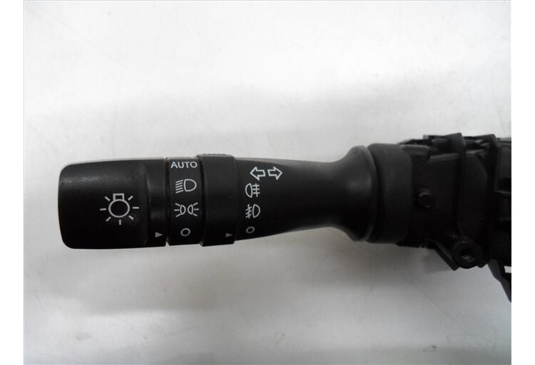 FAR SİNYAL KOLU HYUNDAI İ30 İ35 KİA CEED RİO