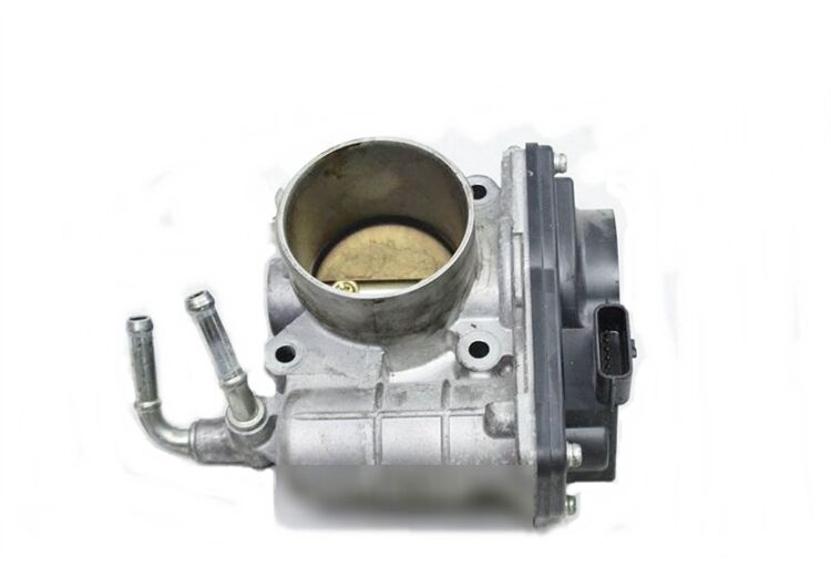 GAZ KELEBEĞİ NISSAN JUKE 1.6