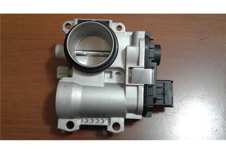 KELEBEK KUTUSU CLİO II 1.2 16V D4F