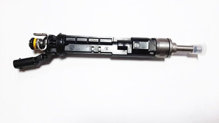 ENJEKTÖR DİZEL DOKKER DUSTER LODGY MEGANE IV KADJAR TALISMAN