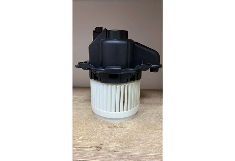 KALORİFER MOTORU DACIA SANDERO II LOGAN II SYMBOL II