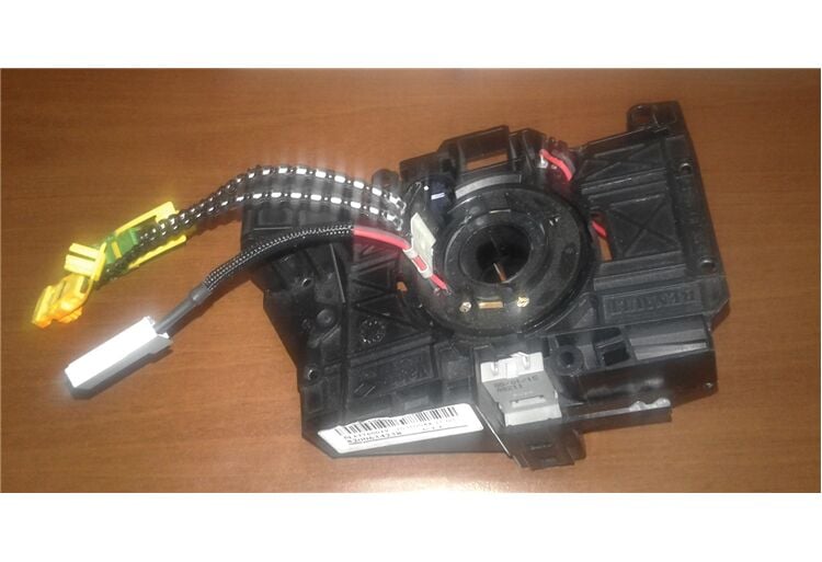 DİREKSİYON İKAZ KOL GÖBEĞİ CLİO II