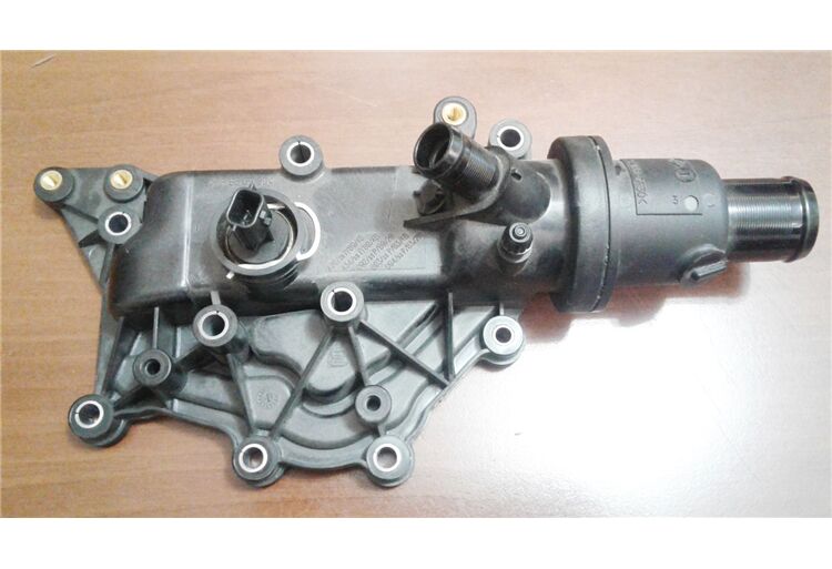 TERMOSTAT YUVASI CLİO K4M MEGANE II III CLİO III LAGUNA II