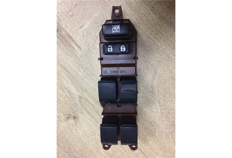 CAM DÜĞMESİ SOL DÖRTLÜ TOYOTA