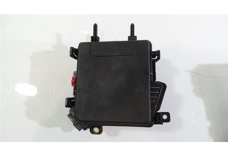 ELEKTRONİK BAĞLANTI ÜNİTESİ KAPAĞI MEGANE III FLUENCE SCENİC III