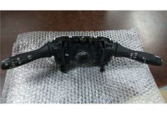 DİREKSİYON ALT KUMANDA SPORTU FAR+SİNYAL+KORNA +SİLECEK KOLU TALISMAN MEGANE IV