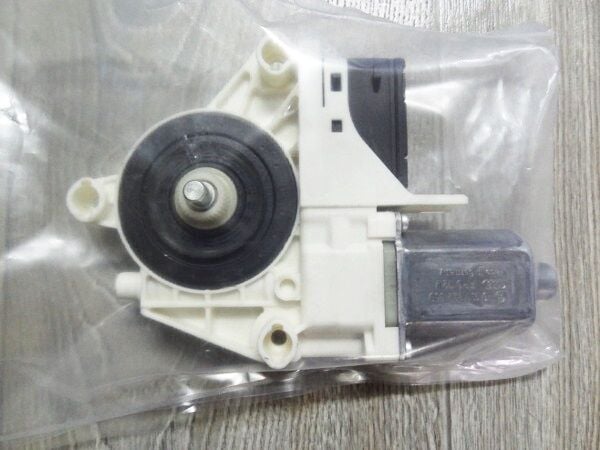 SOL ARKA CAM KRİKOSU MOTORU LAGUNA III